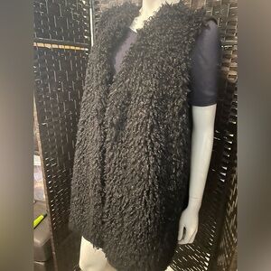 Tara&sky black faux fur sweater vest 2x